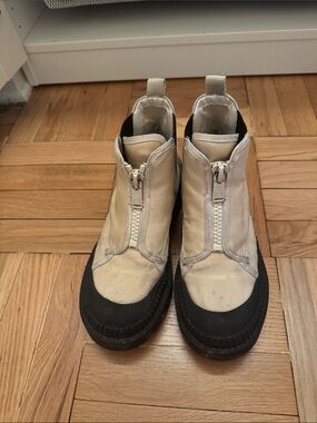 Front-Zip Canvas Sneaker Boots in Cream and Black